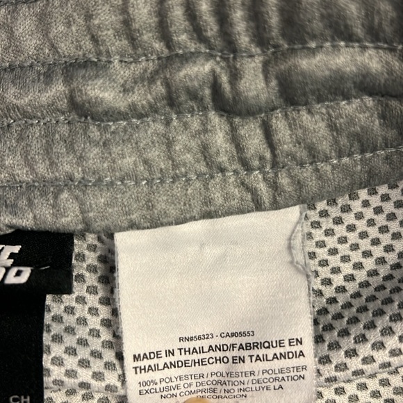 🌺3/$15 Nike grey comfy shorts - Picture 7 of 10